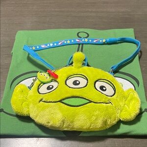 Tokyo Disney Resort Little Green Men Toy Story Plush Doll Pass Case